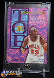 1995-96 NBA Hoops Top 10 Michael Jordan Insert #AR7 All-Rookie Team