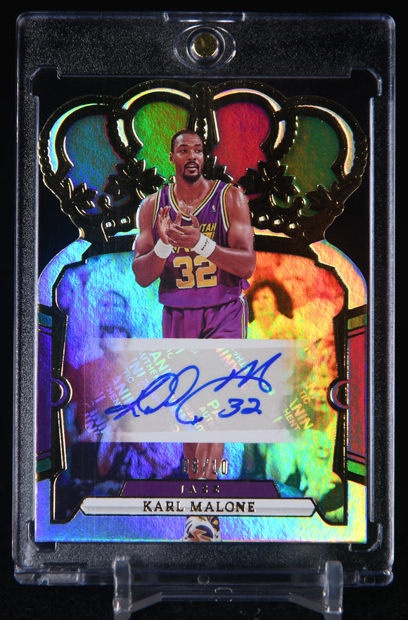 Karl Malone 2023-24 Crown Royale Crown Autographs Gold #7 #/10