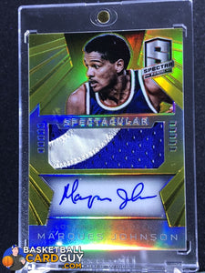 2014-15 Panini Spectra Spectacular Swatches Signatures Prizms Gold #SSMJ Marques Johnson - Basketball Cards