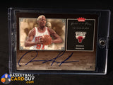 Dennis Rodman 2005-06 Greats of the Game Autographs - Basketball Cards