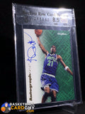 Kevin Garnett 1996-97 Skybox Autographics Blue BGS 8.5 - Basketball Cards