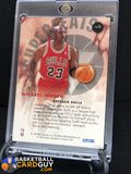 Michael Jordan 1996-97 Hoops Superfeats #1 - Basketball Cards