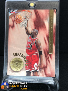 Michael Jordan 1996-97 Hoops Superfeats #1 - Basketball Cards