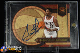 Scottie Pippen 2009-10 Crown Royale Majestic Signatures #SP #/99 autograph, basketball card, numbered