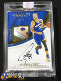 Stephen Curry 2016-17 Immaculate Collection Sneaker Swatch Signatures Shoe - Basketball Cards