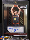 Trae Young 2018-19 Panini Prizm Rookie Signatures #5 - Basketball Cards