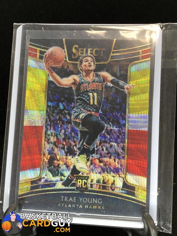 Trae Young 2018-19 Select Prizms Tri Color #45 - Basketball Cards