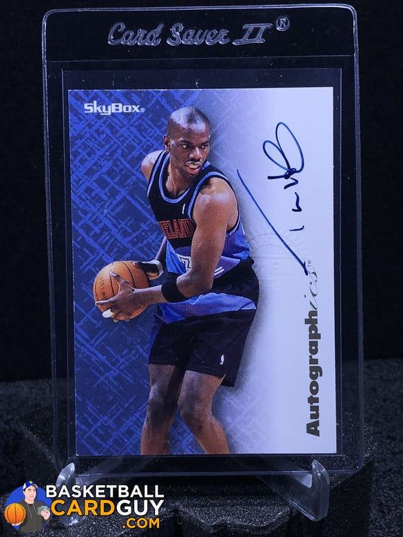 Tyrone Hill 1996-97 Skybox Autographics - Basketball Cards